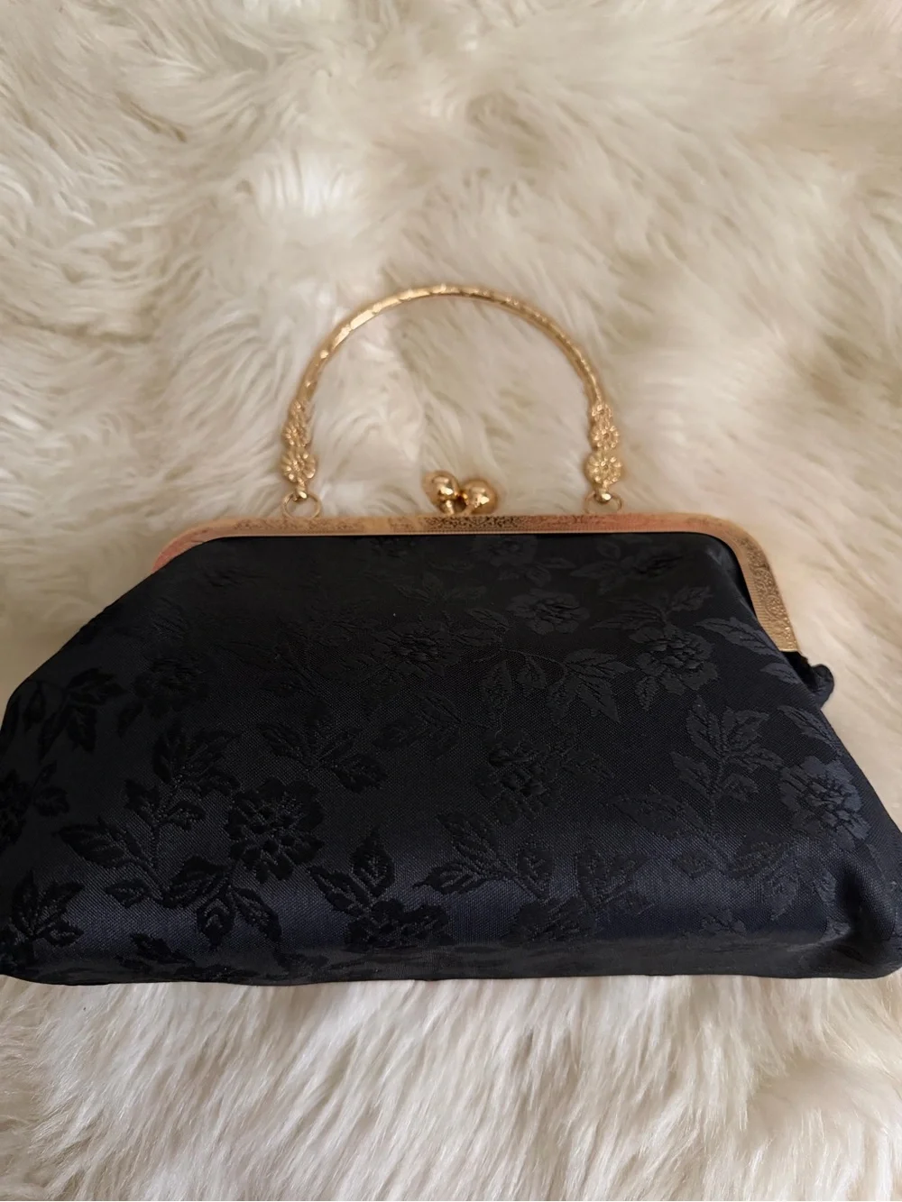 SHEIN chic black